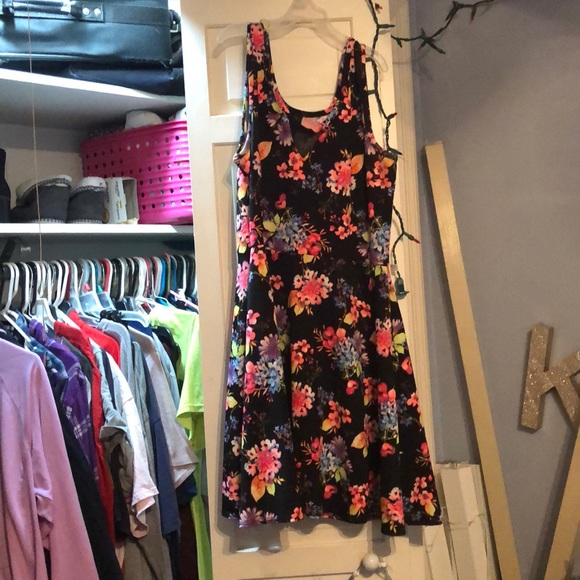 Homecoming dress - Picture 1 of 3